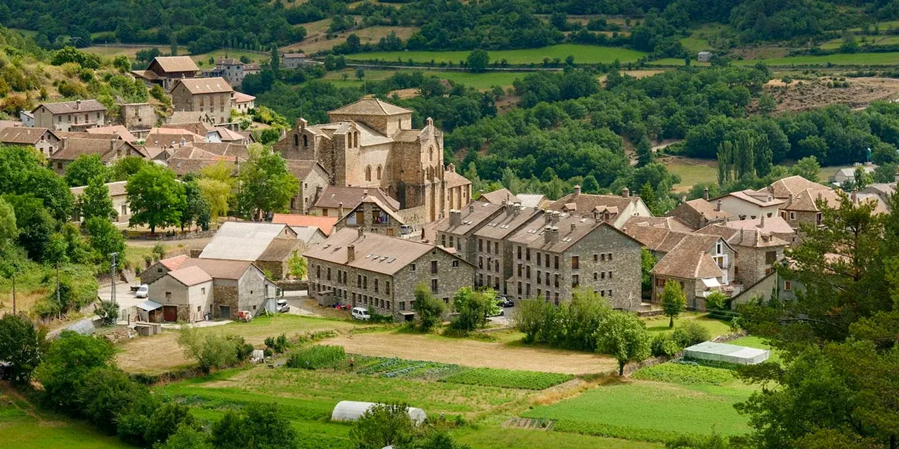 Siresa y el Monasterio de San Pedro en el Valle de Hecho